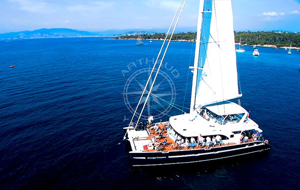 maxi catamaran royale ii