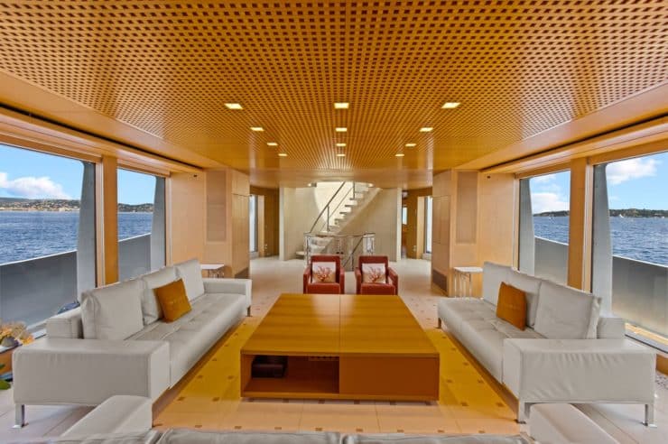 yacht-charter-MY-Luisa-Cannes-French-Riviera