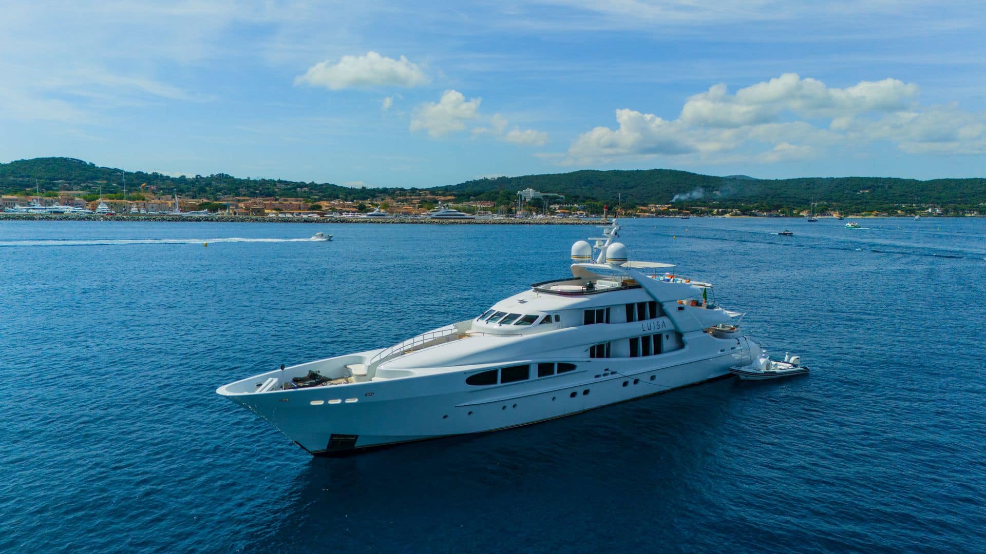 yacht-charter-MY-Luisa-Cannes-French-Riviera