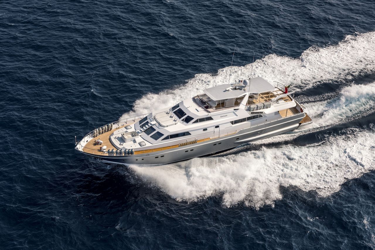 M/Y ANTISAN | Arthaud Yachting