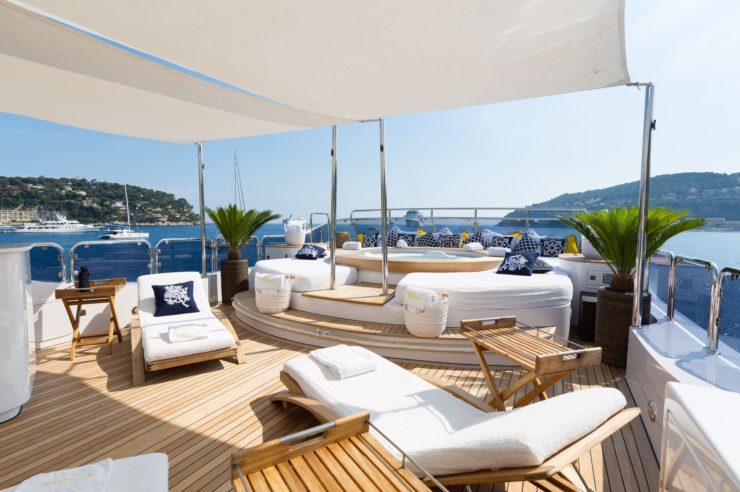 Yacht-Charter-M-Y-Bina