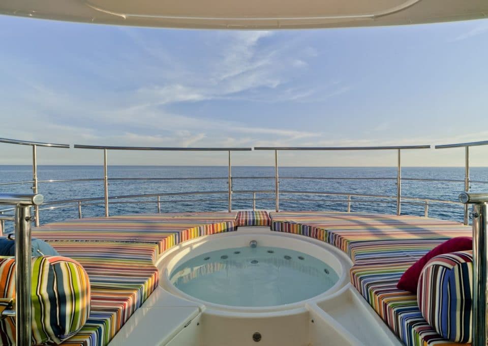 location-yacht-charter-MY-bunker-balearic