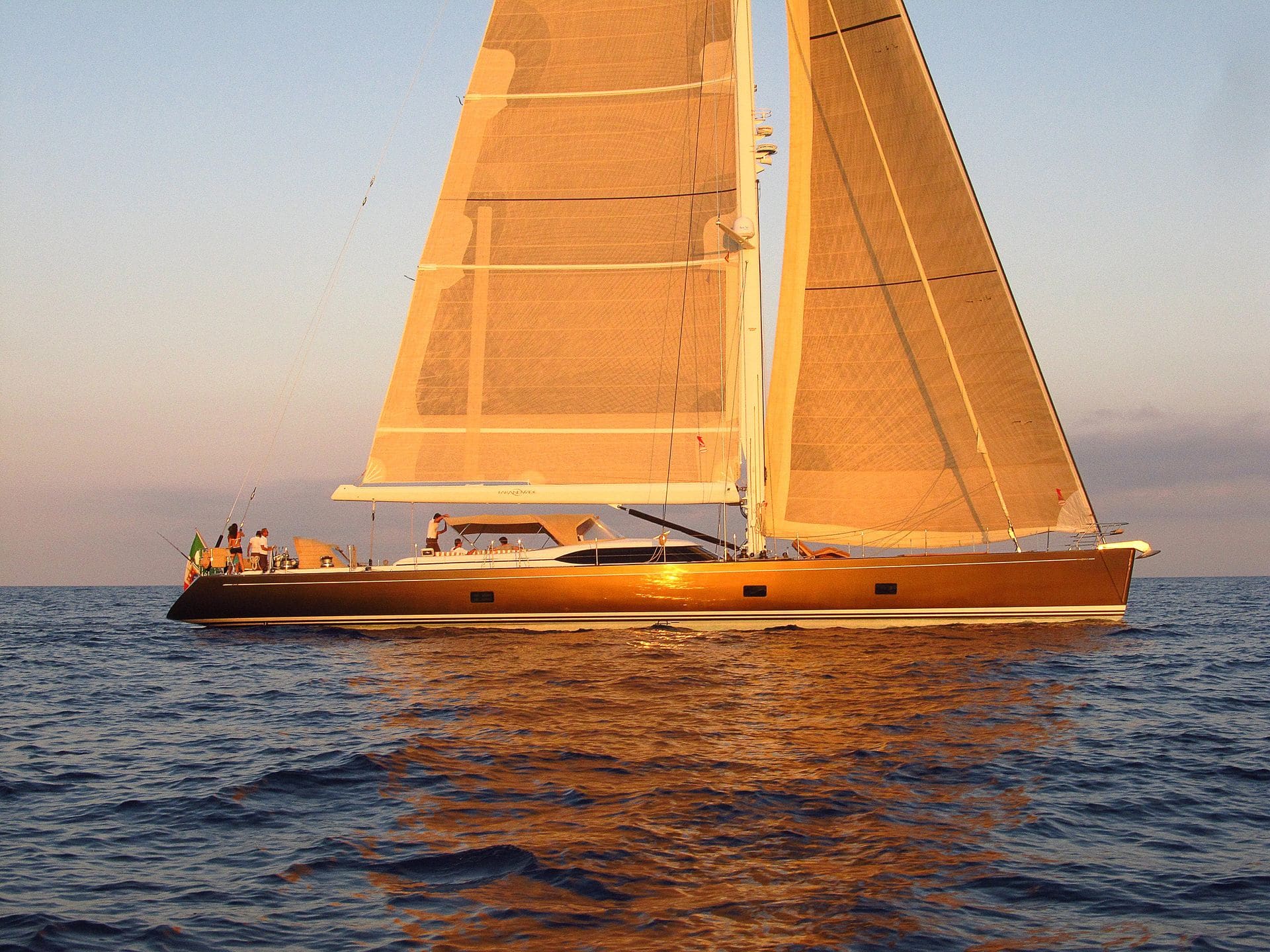 S/Y FARANDWIDE | Arthaud Yachting