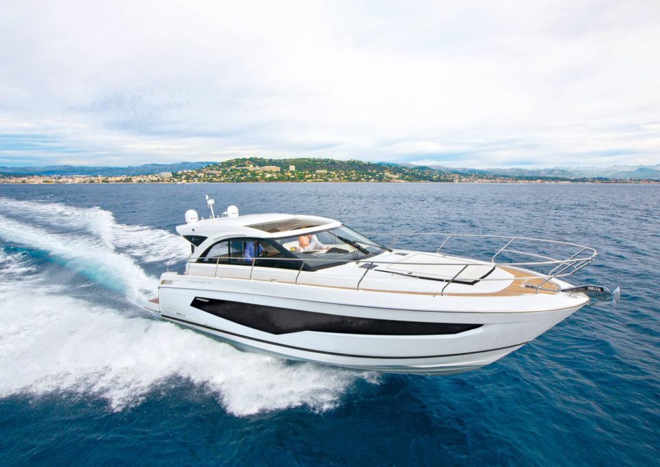 M/Y LEADER 46 | Arthaud Yachting