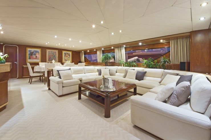 location-yacht-charter-MY-sunliner