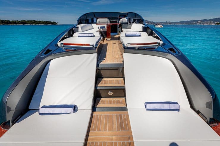 day-yacht-charter-Riva-MY-Dolce-Riva-48-cannes-monaco-saint-tropez