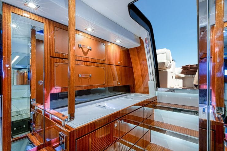 day-charter-yacht-rental-riva-m-y-rivamare-38