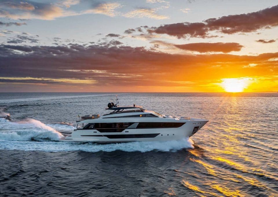 Yacht-charter-MY-EPIC-St-Tropez-French-Riviera-SOF-Cogolin_6