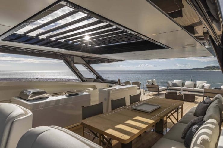 Yacht-charter-MY-EPIC-St-Tropez-French-Riviera-SOF-Cogolin_6