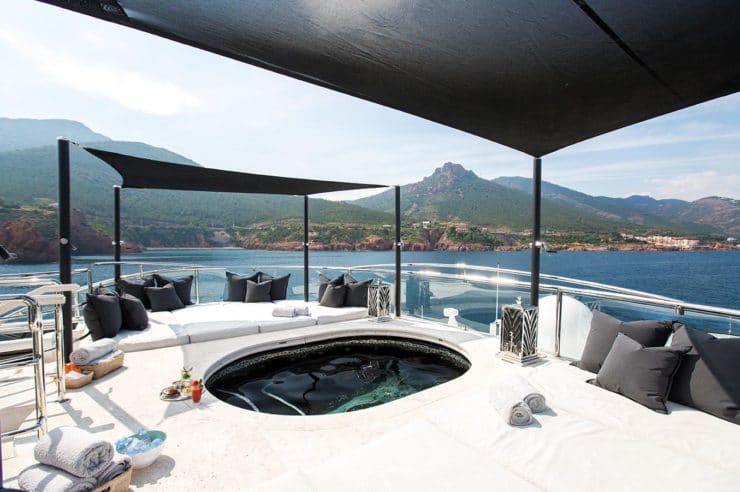 Yacht-charter-MY-silver-angel (1)