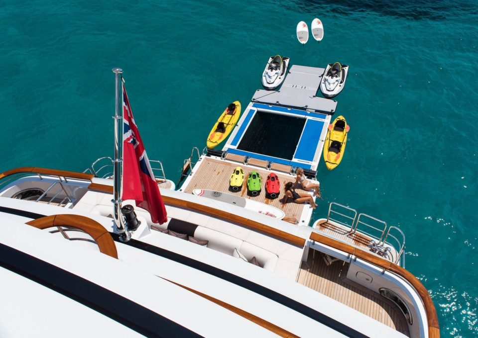 Yacht-Charter-M-Y-Soundwave