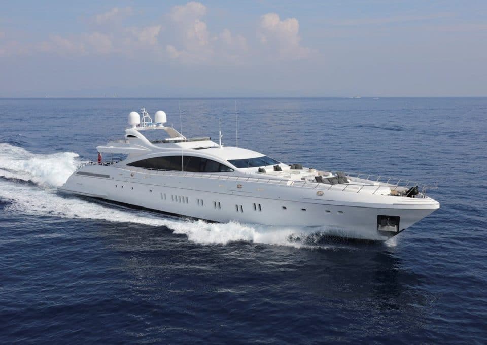 M/Y AAA | Arthaud Yachting