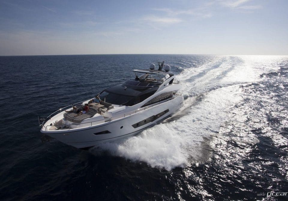 Yacht-charter-M-Y-HERO