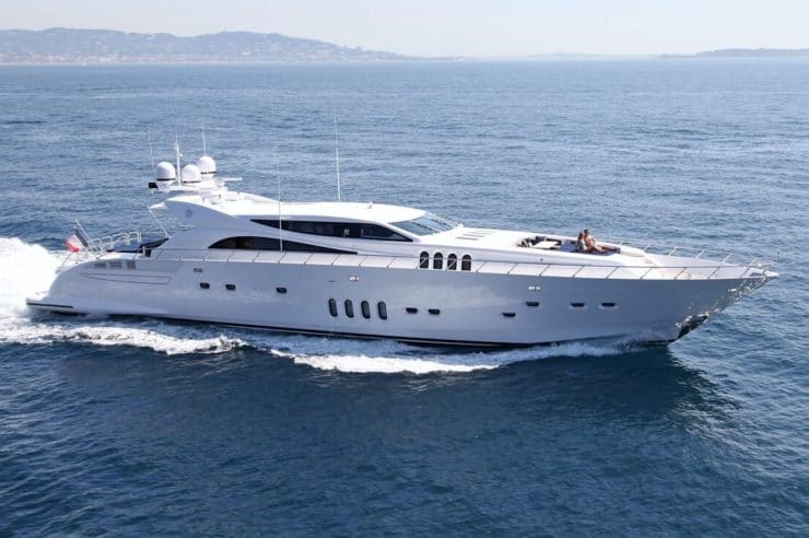 Yacht-charter-M-Y-phoenician