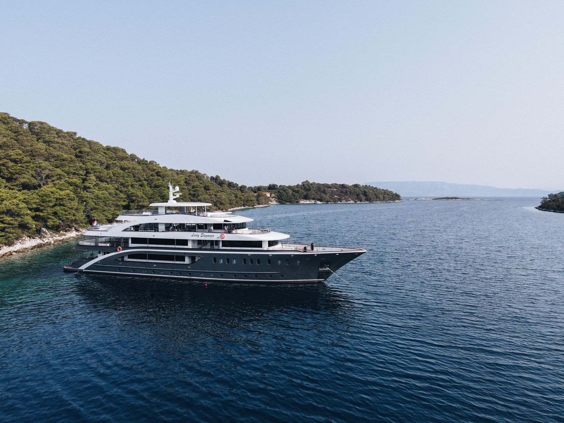 Yacht-charter-M-Y-LADY-ELEGANZA