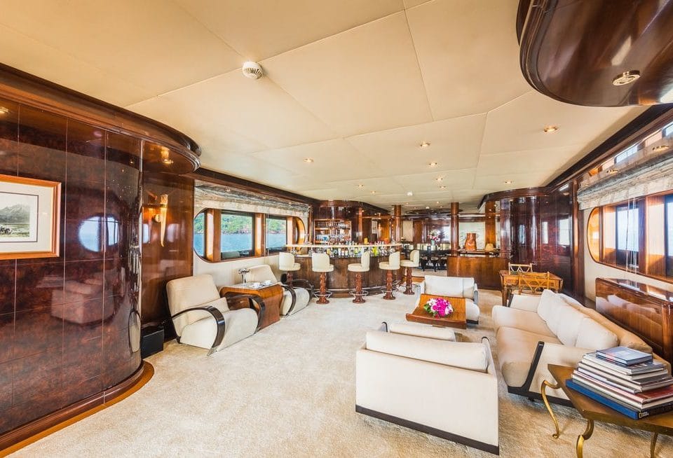 Yacht-charter-S-Y-MUTIARA-LAU