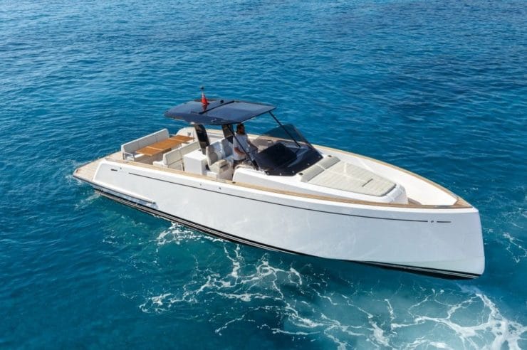 Yacht-charter-M-Y-PARDO-38