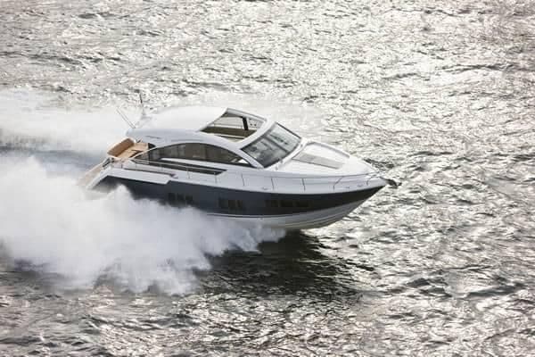 M/Y FAIRLINE TARGA 50 GT | Arthaud Yachting