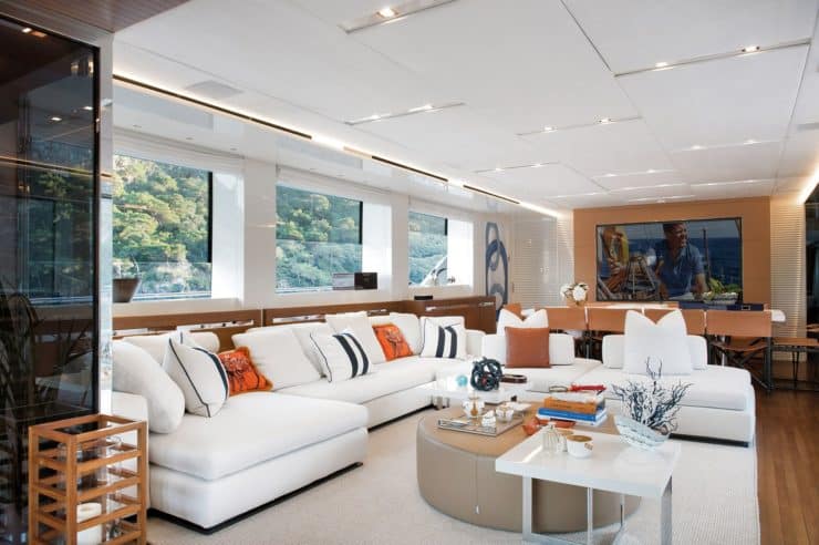 Location-Yacht-charter-M-Y-MORNINGSTAR