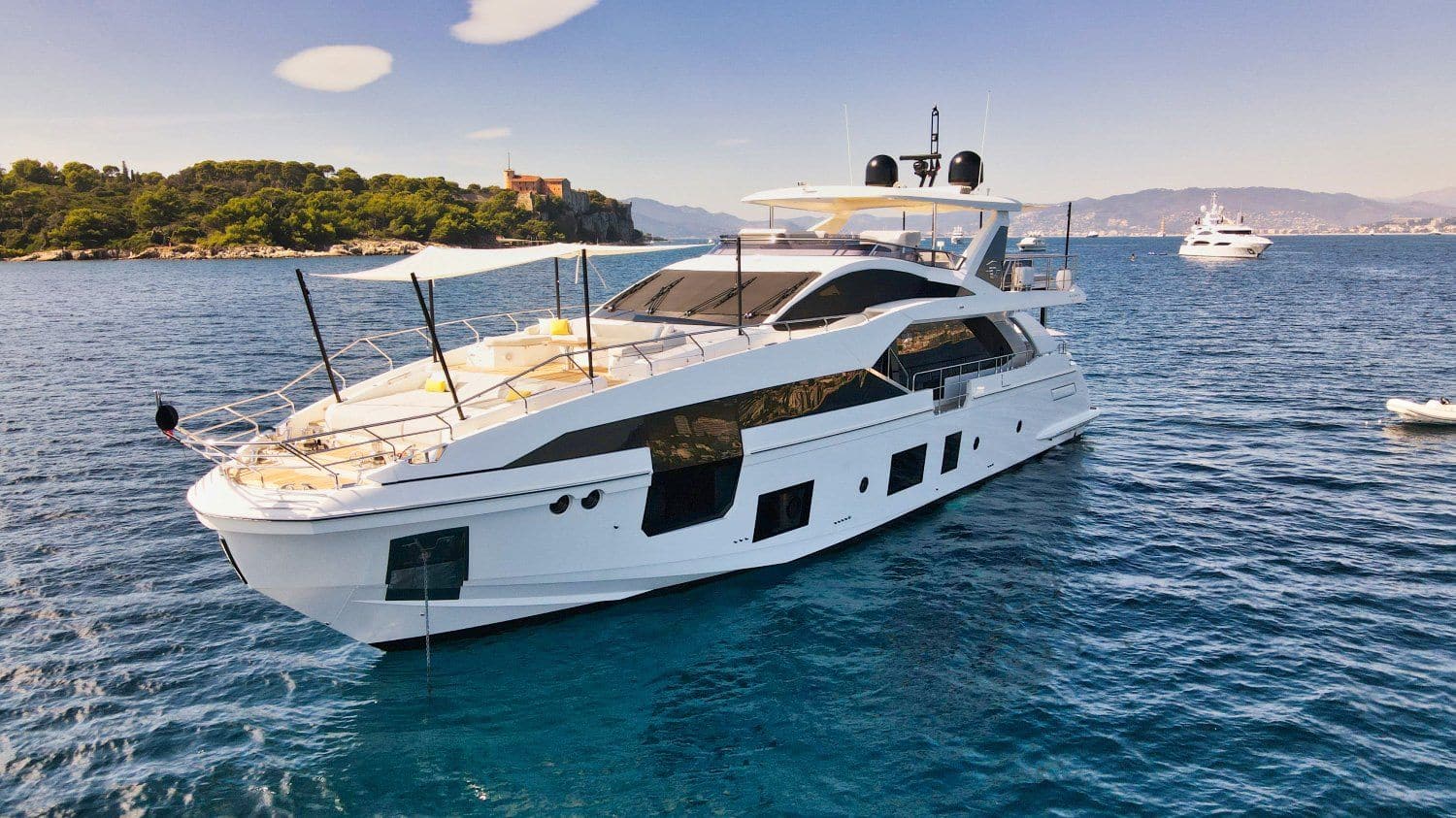 Yacht-charter-M-Y-WAVE