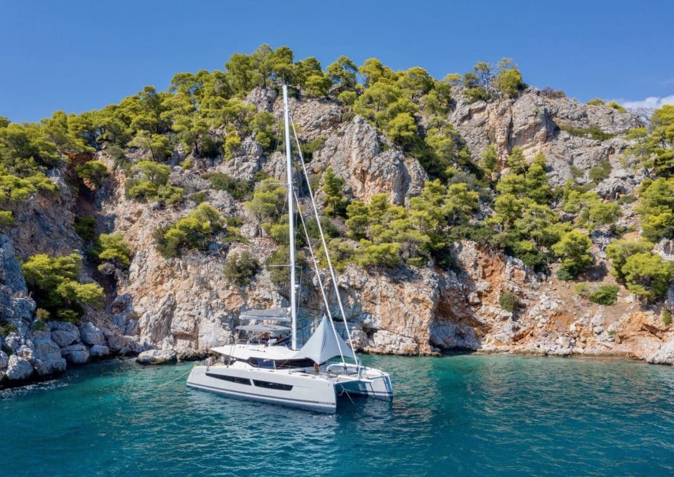 Yacht-charter-S-Y-catamaran-YACHT-ALOIA