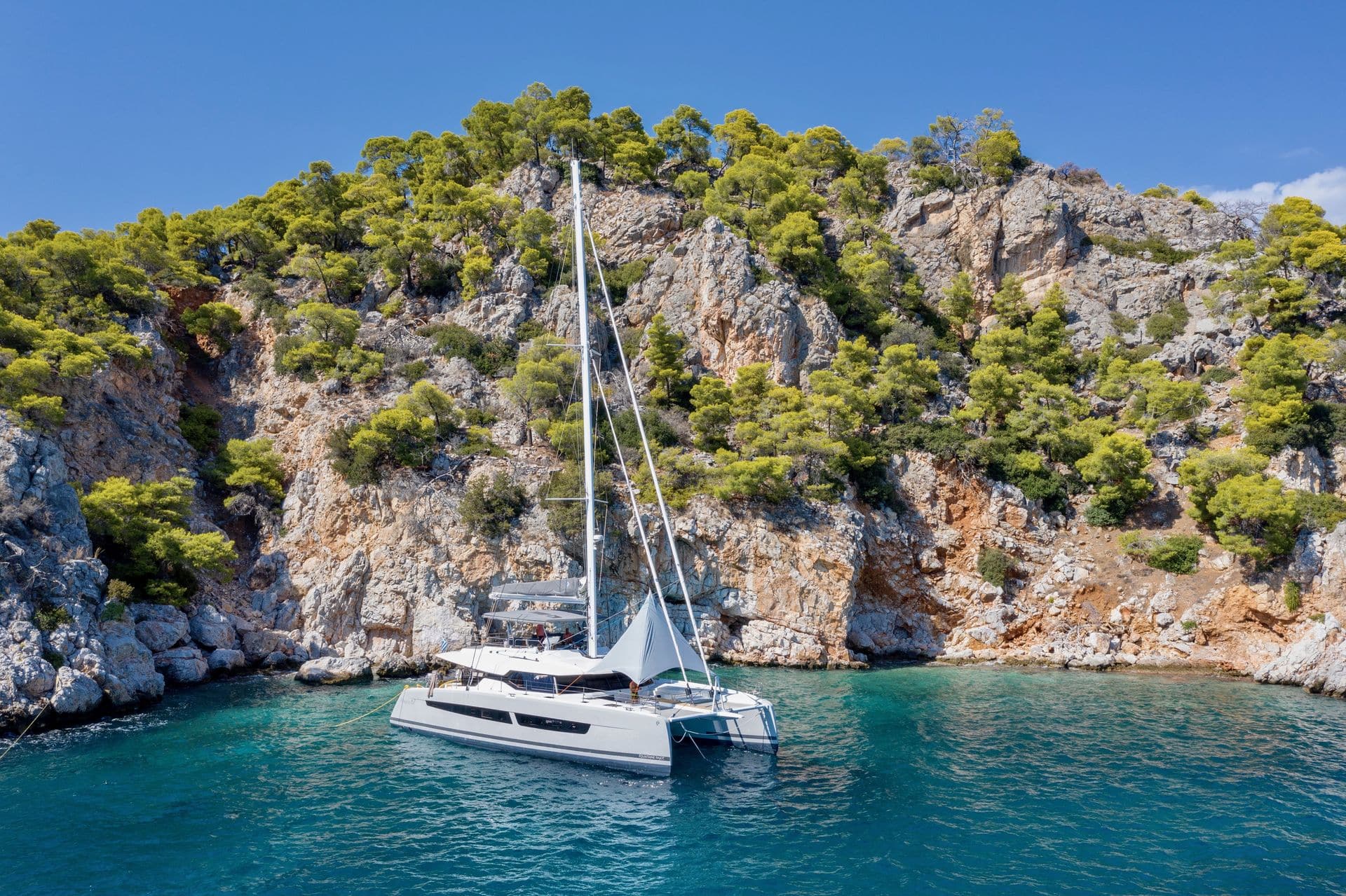 Yacht-charter-S-Y-catamaran-YACHT-ALOIA