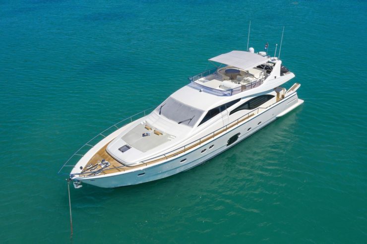 Yacht-charter-M-Y-DOMINIQUE