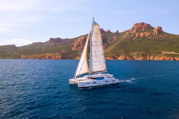 location-journee-maxi-catamaran-s-y-galathea-65