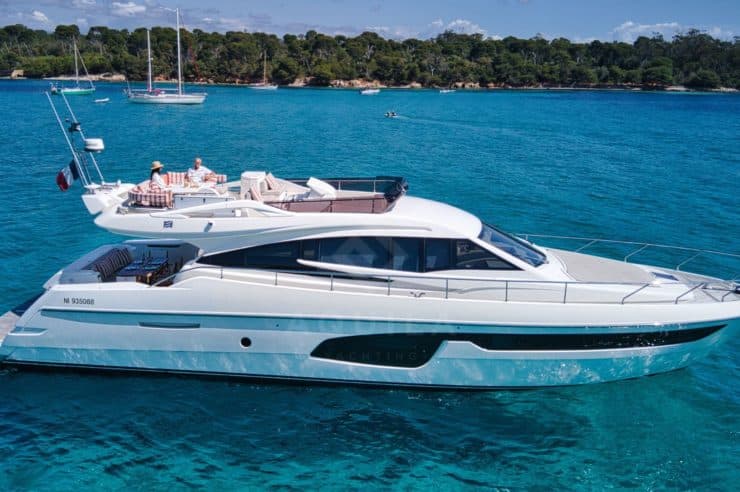 Yacht-charter-BELLE PLAGE