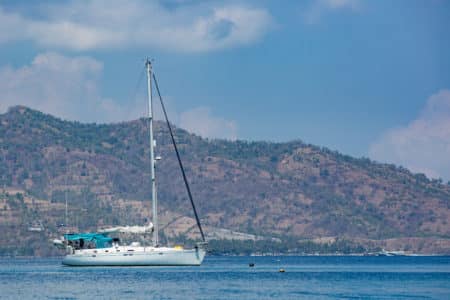 Pourquoi louer un maxi catamaran pour vos événements privés ou professionnels ? | Arthaud Yachting