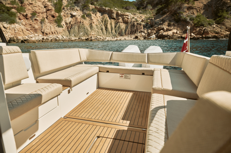 location-yacht-journee-m-y-x-power-33