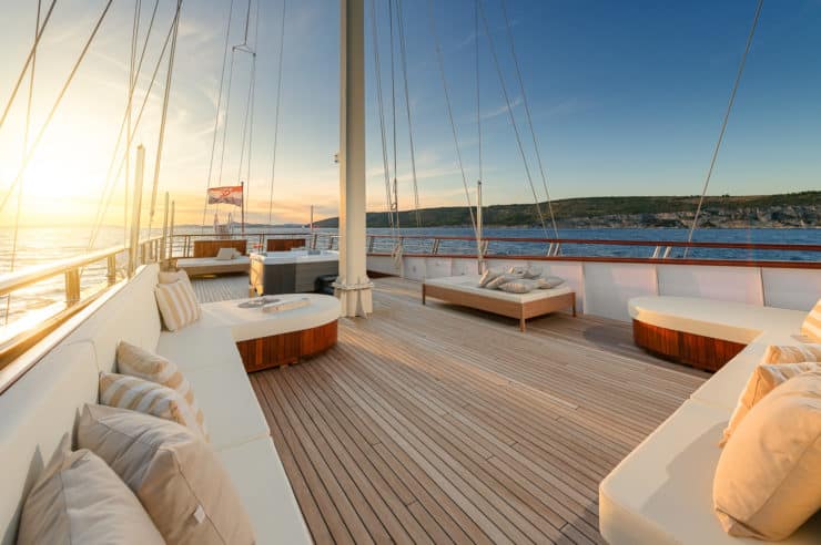 Yacht-Charter-S-Y-Son-De-Mar