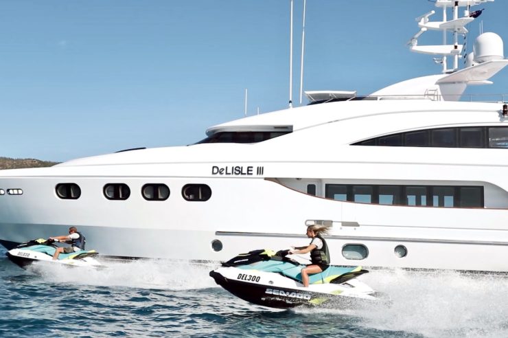 location-yacht-charter-MY-de-lisle-III-3