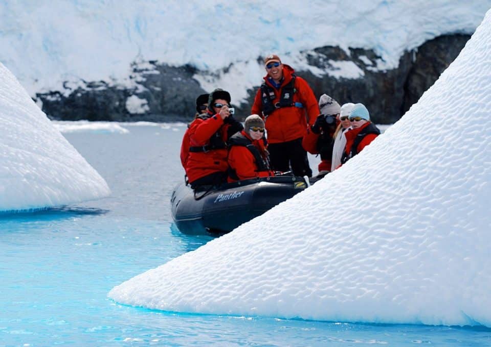 location-yacht-charter-MY-hanse-explorer-Antarctica