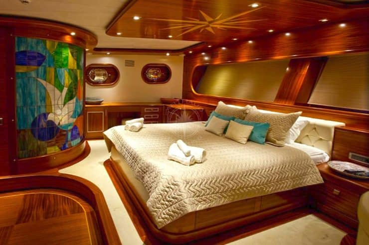 location-yacht-charter-SY-carpe-diem-V-1