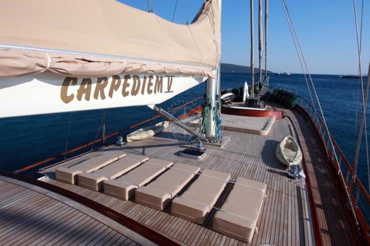 location-yacht-charter-SY-carpe-diem-V-1