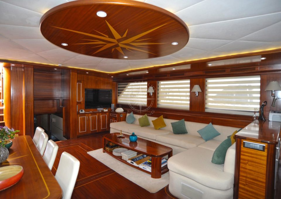 location-yacht-charter-SY-carpe-diem-V-1