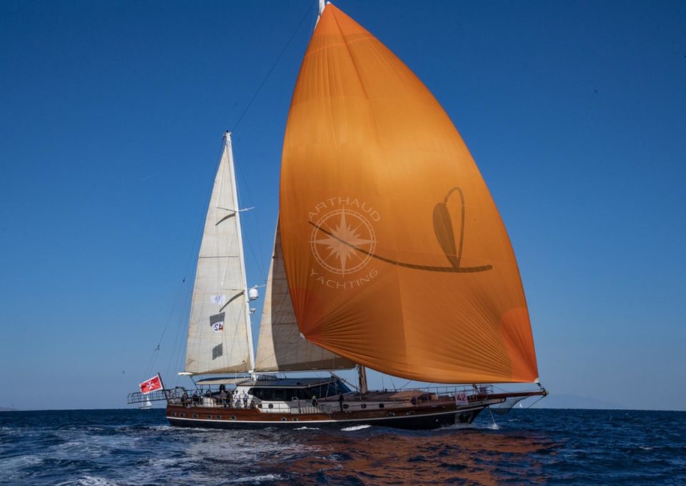 location-yacht-charter-SY-dragonfly-23