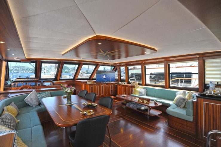 location-yacht-charter-SY-dragonfly-23