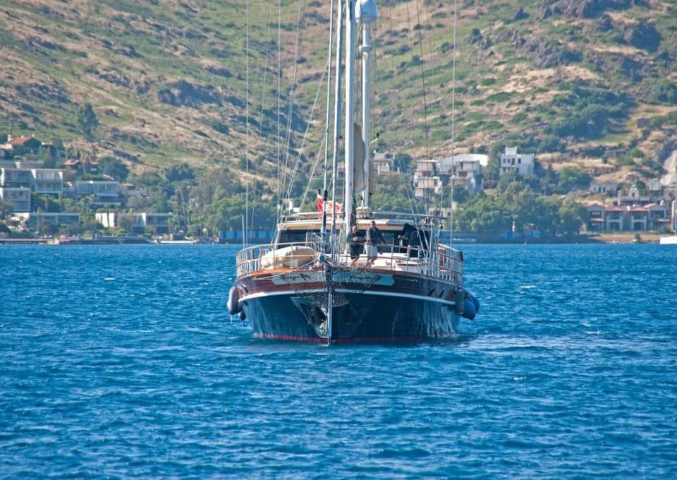 location-yacht-charter-SY-dragonfly-23