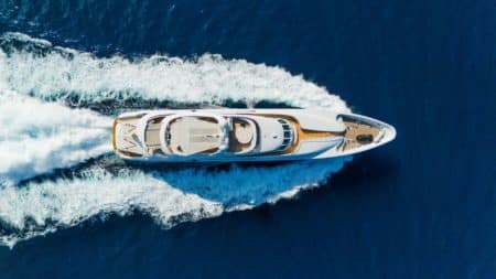 Les plus belles baies à explorer en yacht sur la Côte d’Azur | Arthaud Yachting