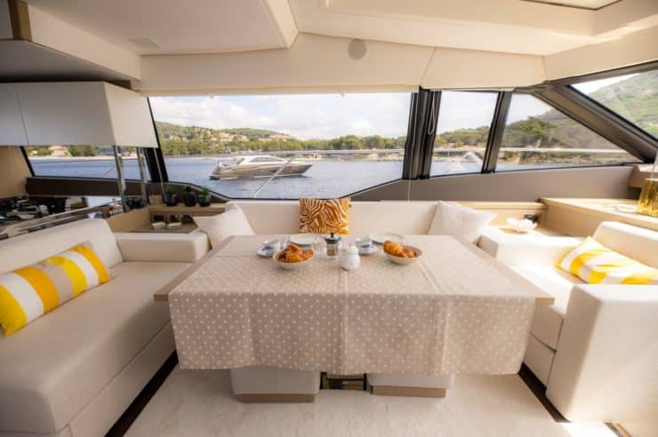 day-charter-rental-yacht-m-y-prestige-630-s