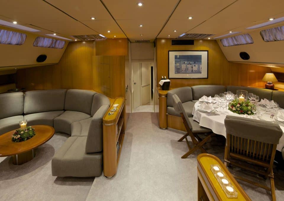 location-yacht-charter-MY-amadeus