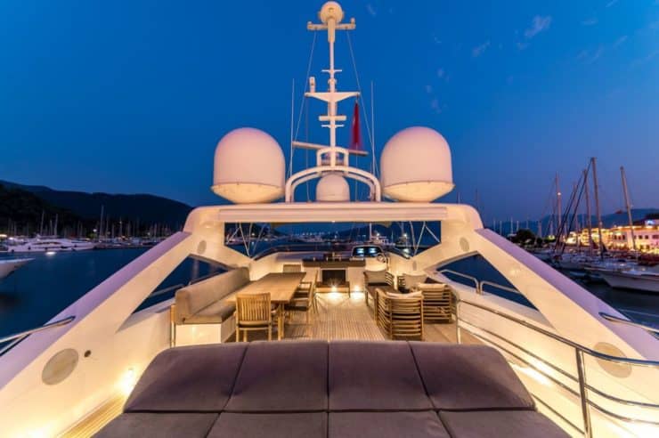 location-yacht-charter-MY-infinity