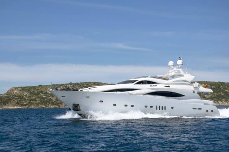 location-yacht-charter-MY-mi-alma