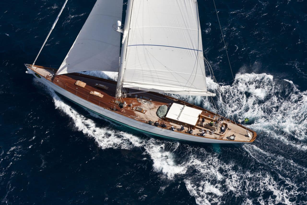 location-yacht-charter-SY-aurelius