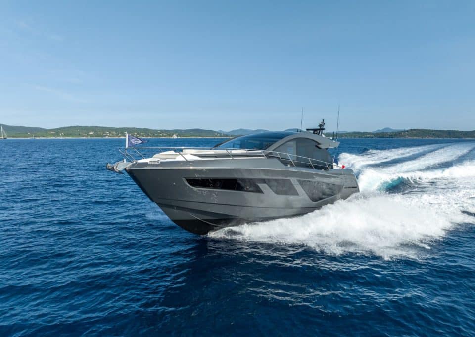 location-journée-yacht-m-y-sunseeker-predator-65