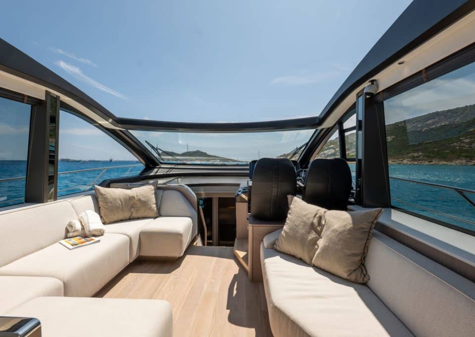 location-journée-yacht-m-y-sunseeker-predator-65