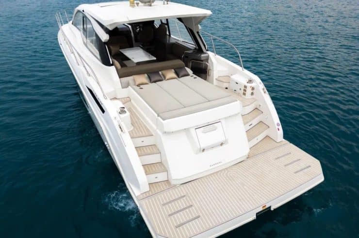 day-charter-yacht-rental-m-y-Azimut_Atlantis_51