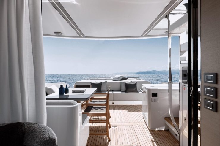 location-journee-yacht-m-y-azimut-s8